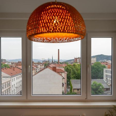 Elegant Tour As Studio Gilly With Open Views And A Balcony In The Center Lubiana Esterno foto