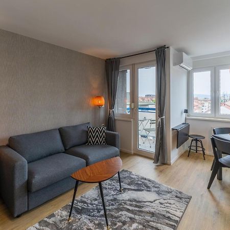 Elegant Tour As Studio Gilly With Open Views And A Balcony In The Center Lubiana Esterno foto