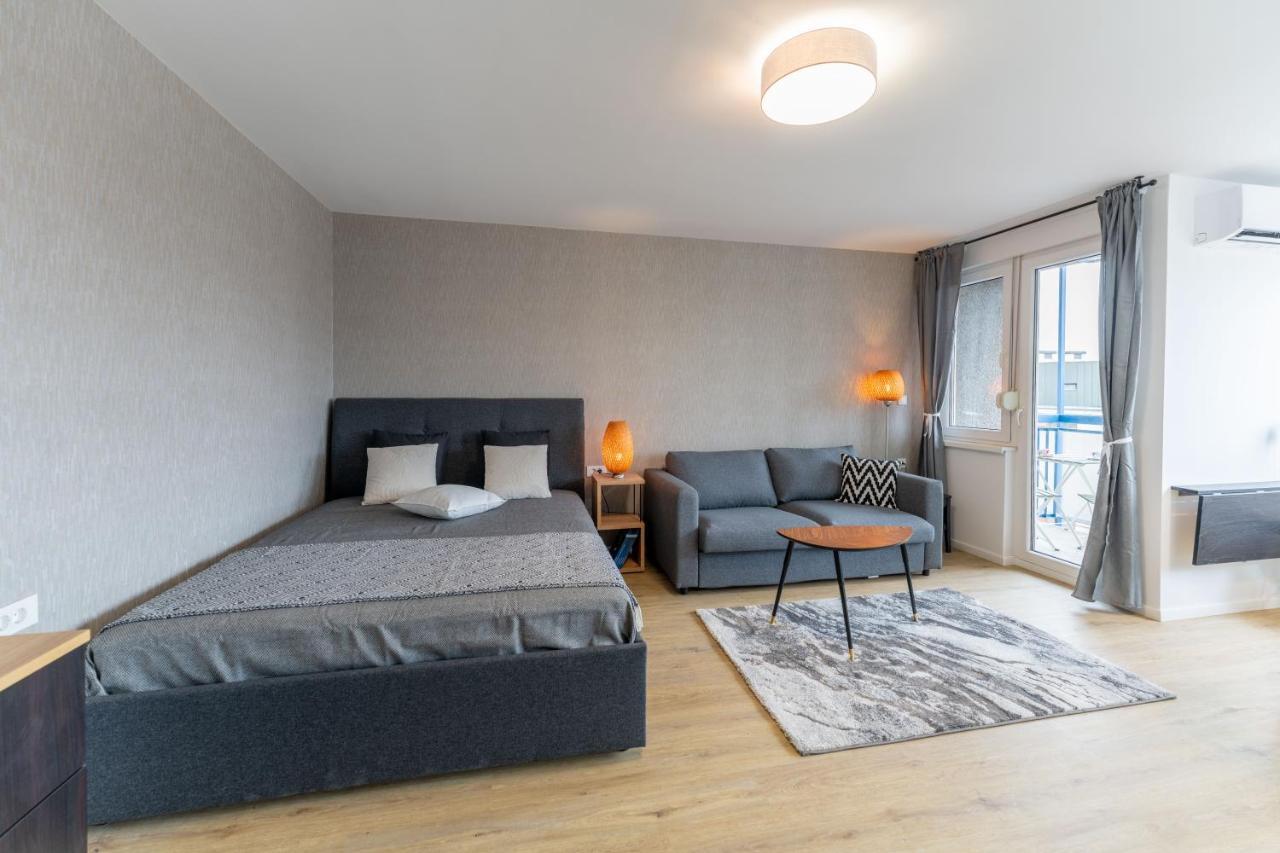 Elegant Tour As Studio Gilly With Open Views And A Balcony In The Center Lubiana Esterno foto